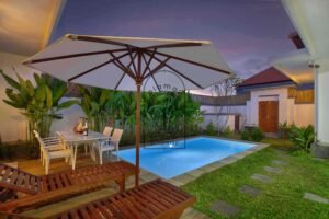 monthly villa for rent in Umalas swimming pool