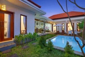 monthly villa for rent in Umalas swimming pool