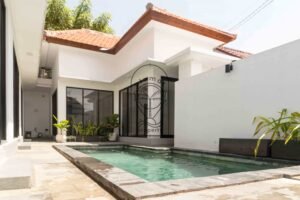 Private swimming pool of Villa Fenja yearly rental in Umalas