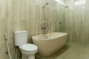 Bathroom with bathtub in Villa Fenja 3 bedroom villa Umalas