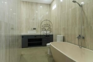 Bathroom with bathtub in Villa Fenja 3 bedroom villa Umalas