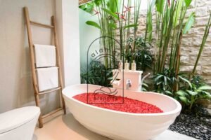 tropical bathroom outdoor bathtub villa Umalas