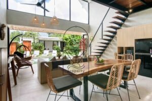 villa Jaya Bali open living and dining area