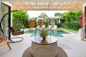 villa Jaya Bali open living and dining area