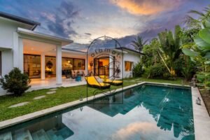 2 bedroom villa rental Ubud pool view