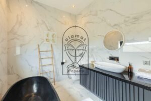 Luxury 2 bedroom villa daily rental Canggu