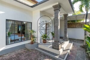 Comfortable yearly rental villa in Bali