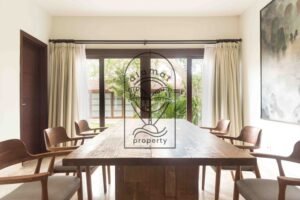 Bright dining room for quality time in Villa Aruna Sari Bali